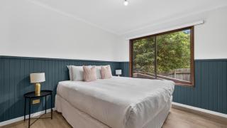 Treetop Retreat House - Spacious Family Getaway - 2