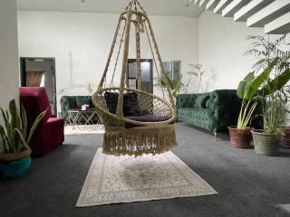 Aura Wellness Villa - 9