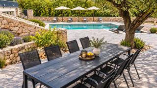 Villa Secret Game by Villas Guide - 2