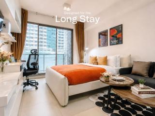 Walk to BTS Ekkamai l Urban Sukhumvit Living l Fast WiFi - 9