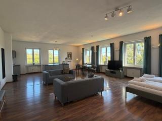 Grand Suite II - Perfekt für 6! Küche Parken WLAN - 9