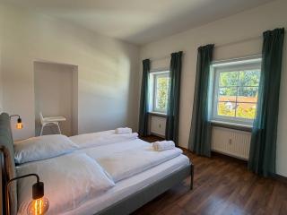 Grand Suite II - Perfekt für 6! Küche Parken WLAN - 3