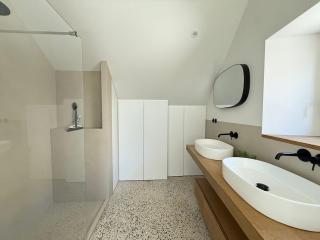 Exceptional property with panoramic sea views - 3