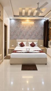 Hotel Kiara Inn Rooms and Banquet - 6