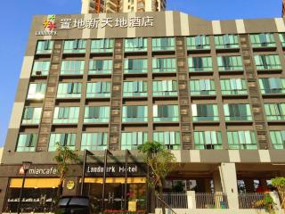 Landmark Hotel - 1