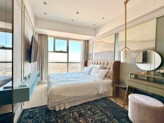 Luxury 1 Icon Stylish 1BR Apartment in Tunjungan Plaza 6 Surabaya City Centre by Le Ciel Hospitality - 9