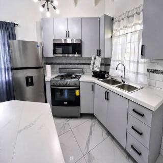 The Canary Suite - 5