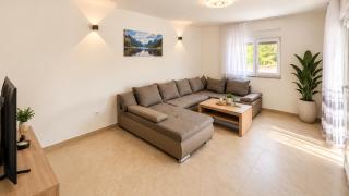 Villa Mirela by Villas Guide - 4