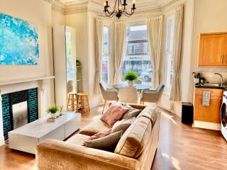 Elegant 1 Bed Near Cambridge City Centre sleeps 3 close to river & Cambridge university - 4