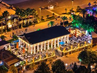 Excellent Sea View Apartments - Orbi City Batumi - 8