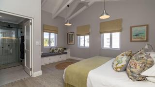 Leeward Beach House on Thesen Island - 7