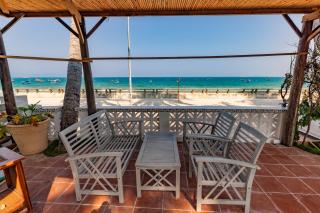 4BE Coco French Style Beachfront Villa - 7