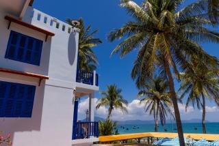 4BE Coco French Style Beachfront Villa - 2