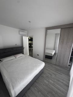 Girne, Geniş Teraslı Modern Daire - 8