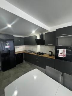 Girne, Geniş Teraslı Modern Daire - 4