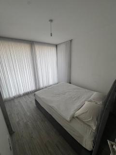 Girne, Geniş Teraslı Modern Daire - 1