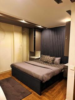 Murree Vista Luxury 1 BHK with Balcony - 0