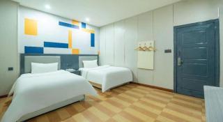 Pai Hotel Guiyang Daximen West Zhongshan Metro Station - 4