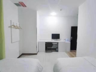 Pai Hotel Guiyang Daximen West Zhongshan Metro Station - 3