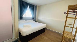 SemRock Hotel - 2