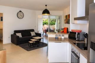 à deux pas du lagon bel appartement quartier très vivant à l'hermitage - 2