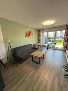 1 Tyskie Apartamenty z prywatnym ogródkiem - Tychy - 4
