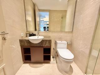 Luxury 1 Icon Stylish 1BR Apartment in Tunjungan Plaza 6 Surabaya City Centre by Le Ciel Hospitality - 4