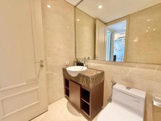 Luxury 1 Icon Stylish 1BR Apartment in Tunjungan Plaza 6 Surabaya City Centre by Le Ciel Hospitality - 3