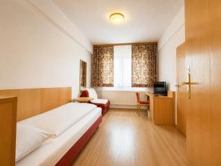 Kohinoor Hotel Merseburg - 1