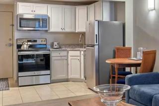 Henlopen Oceanfront Hotel - 7