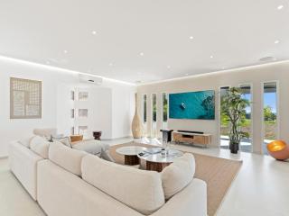 Villa Riva - Luxury seafront villa with Jacuzzi & Pool - 5