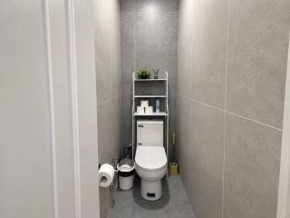 Modern Spaces 11 - 2