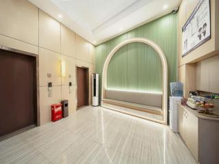 IU Hotel Langzhong Ancient City Scenic Spot - 7