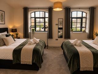 Twilight House -Wyndale Living- B'ham JQ Townhouse - 6