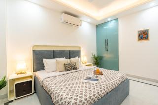Homlee-Gold-4BHK-Lift-Parking-Vasant Kunj - 8