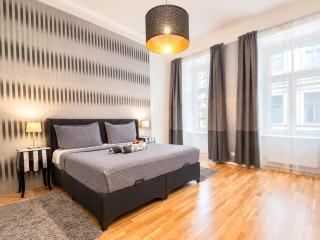 Central Apartment for 4 near City Center & Metro U2 - Wien - 3