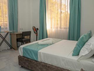 Serene &Luxury Beach Apartment - 6