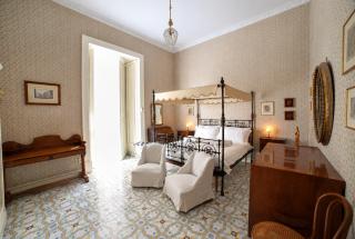 Conservatorio 16 Rooms centro storico - Neapel - 0