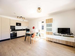 Studio élégant, balcon et parking - 4 pers. - FR-1-883-22 - 3