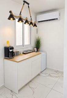 Beautiful Apartment in Ramat Gan Deluxe Suite Next to SHEBA Hospital - 7
