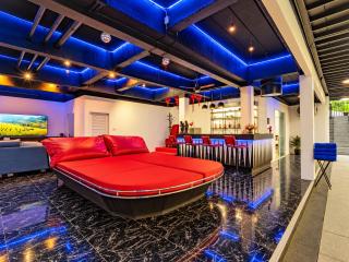 Spacious 8BR Private Pool Villa in Chalong - 2