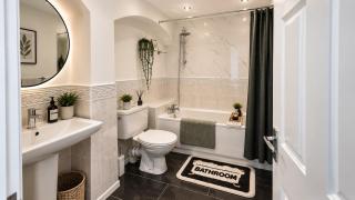 Central Coventry 3BR 2 baths Parking x 2 - 6