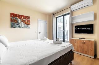 Central 1BR | 5 Min Walk to Medical University - 2