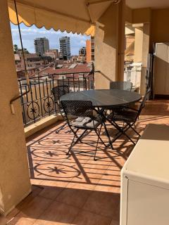 Palais Josephine Apartment - 5 meters to Monaco and free parking - 7