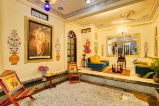 Hotel Nahargarh Palace - 0