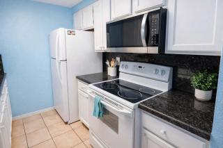 Sparky Pool House - Private 2 Levels BBQ - SPI - 7