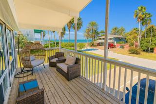 Unique 2 in 1 - BayViews - Pool - 6