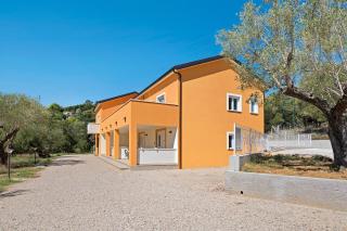 Oliblu Holiday Home - 0