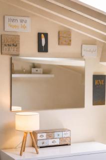 White Attic Lucca - 7