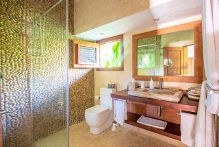 Private family haven by the sea - 1